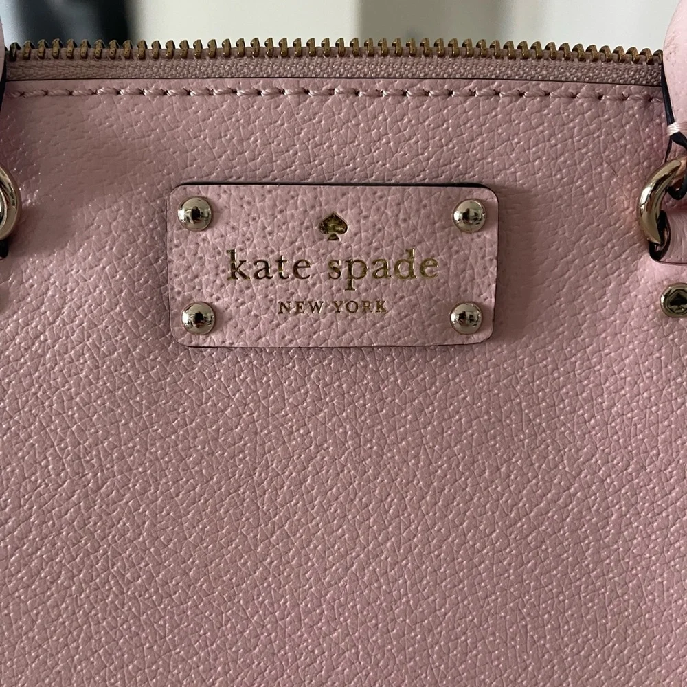 light pink leather Kate Spade purse LIKE NEW - Picture 4 of 5